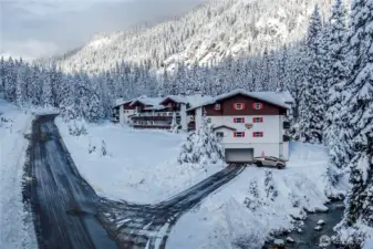 Welcome to Alpenrose in Alpental