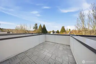 North formal rooftop deck