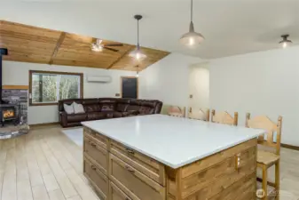 An Island worth gathering around