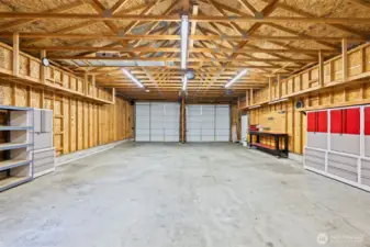 Room for your boats, vehicles and ideal for hobbies, storage, or recreational use