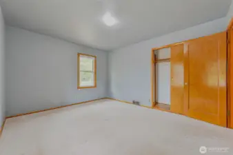 bed 1