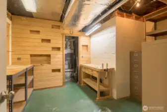 Large work shop with more storage behind