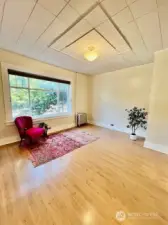 Large living space with lots of light