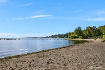 What the beach is a block away?
