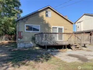 Alley-side of the duplex (Unit B)