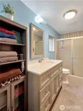 Primary bedroom ensuite