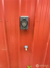 Outlet on Shop