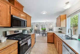 You will love cooking in this roomy kitchen with new gas range and microwave.