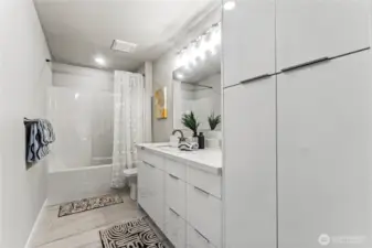 Second Upstairs Bathroom