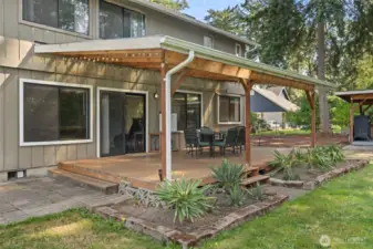 Back deck overlooking the back yard