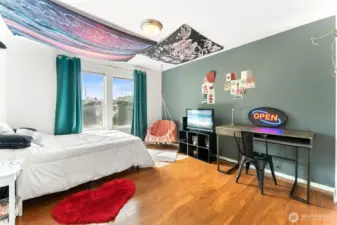 2nd Bedroom
