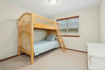 Additional upstairs bedroom