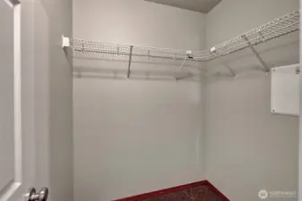 Walk in closet