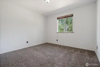2nd large bedroom