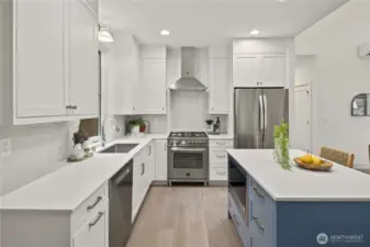 Photos of model home with similar floor plan
