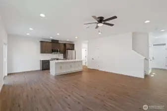 Great room, electric fireplace, ceiling fan