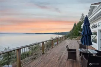 main level deck with views