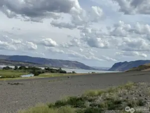 View of lot looking towards the Wanapum Dam