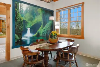 The window-like wallpaper is a picture of "The Punch Bowl" in the Pacific Crest Trail.