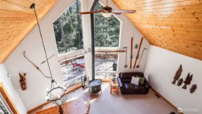Your mountain living home awaits.