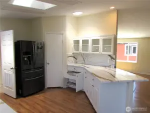 WALK-IN PANTRY, ROLL OUT DRAWER, LOWER CUPBOARDS ACROSS BOTTOM ON BOTH SIDES.