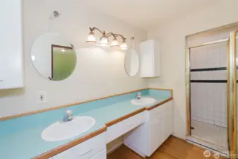 Enclosed tiled shower