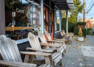 Neighborhood cafés and gathering spots on Queen Anne Avenue, with Macrina Bakery just minutes from the home.