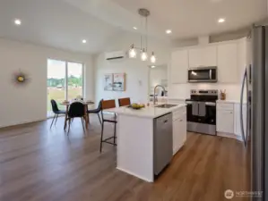 Kitchen/Dining