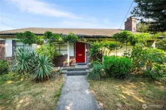 Beautiful entry for this daylight basement home.