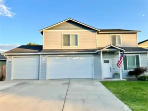 Schedule a showing and check out 1502 E Spokane Ave Ellensburg, WA 98926