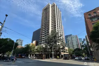 Imagine living in the heart of Bell Town!