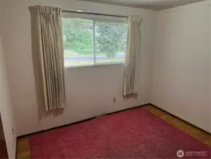 Generous sized bedroom