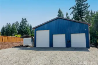 New oversized Shop