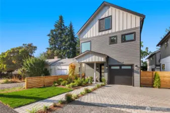 Situated on a quiet street in the Wedgwood neighborhood of North Seattle. Garage parking plus extra space in the driveway for guests.