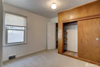 unit 102 w/2nd bedroom has been freshly painted.