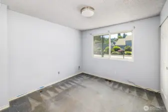 Bedrooms facing North towards 165th street