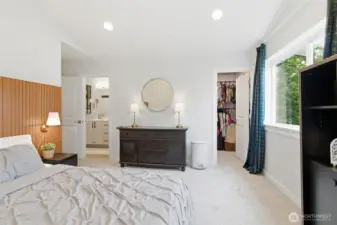 Primary Suite w/ walk-in closet and primary bath!