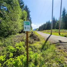 If you have friends with horses and want to do a trail ride, here is a place for them  to park.