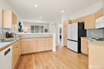 Love this kitchen layout.
