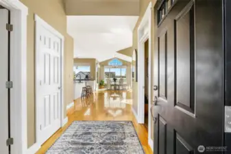 Welcome to this bright and light home.