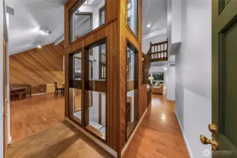 Beautiful atrium to welcome you