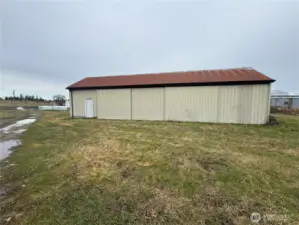 Shop included. Has concrete floor.