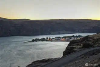 Beautiful Sunland cove.