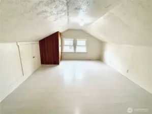 Upper bedroom 1.