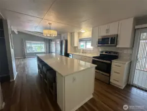 Nice quartz countertops