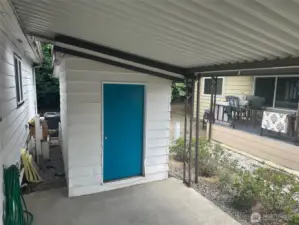 Storage shed