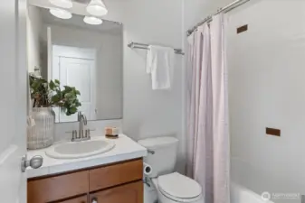 Full bathroom on the main floor