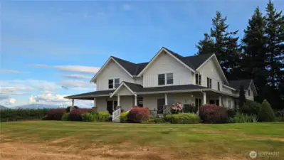 Another view.  Iconic properties like this do not come on the market very often!