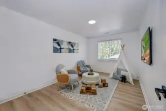 2nd floor Bedroom 2
