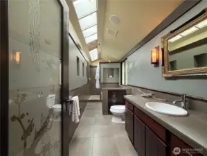 Master spa bathroom on 2nd floor